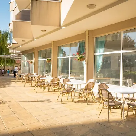 Aurora 3* Saints Constantine and Helena