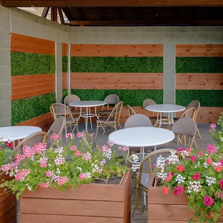 Aurora セインツ・コンスタンティン＆ヘレナ